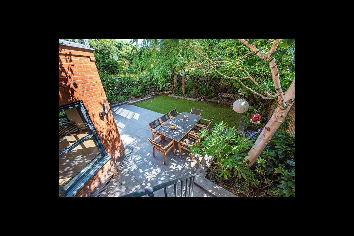 Medium 30a daleham gardens gard2 800px