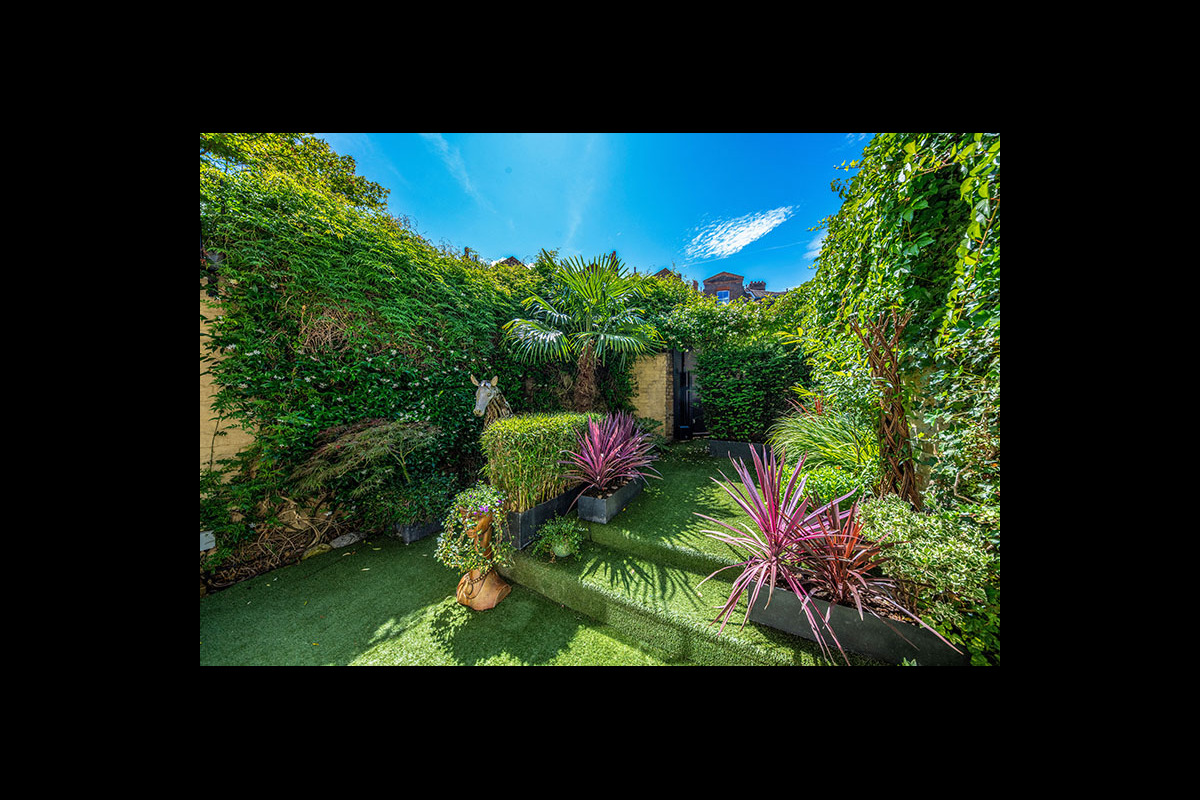 Medium 3 christchurch hill 3289 gdn 800px