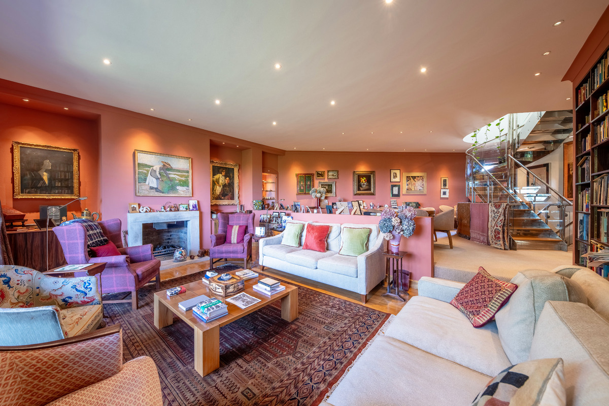 Medium flat 6 summit lodge 3295 rec2