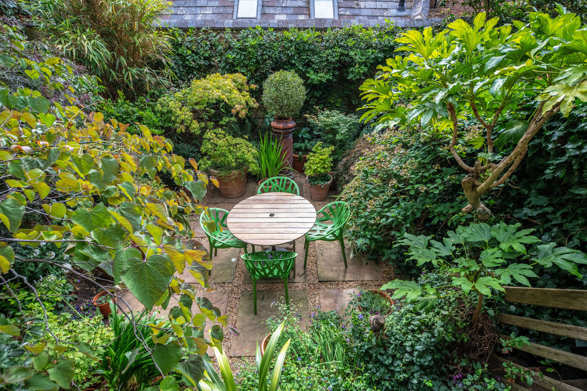 Medium 67 highgate west hill 3379 gdn