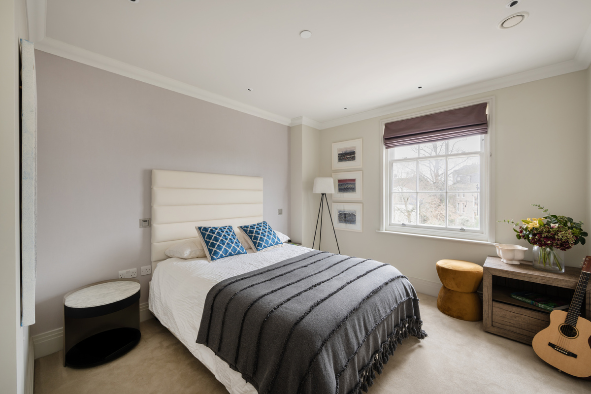 Medium byron villa hi 111