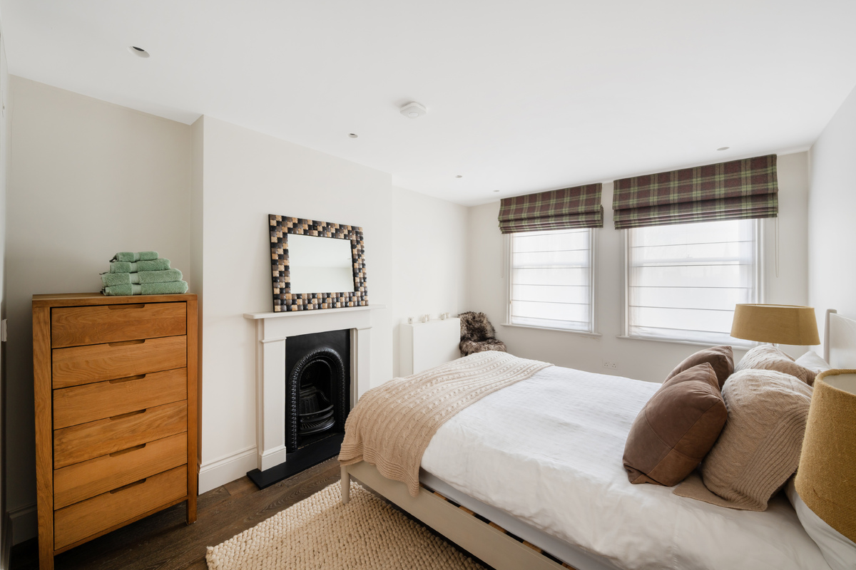 Medium 5 chalcot gardens hi 28