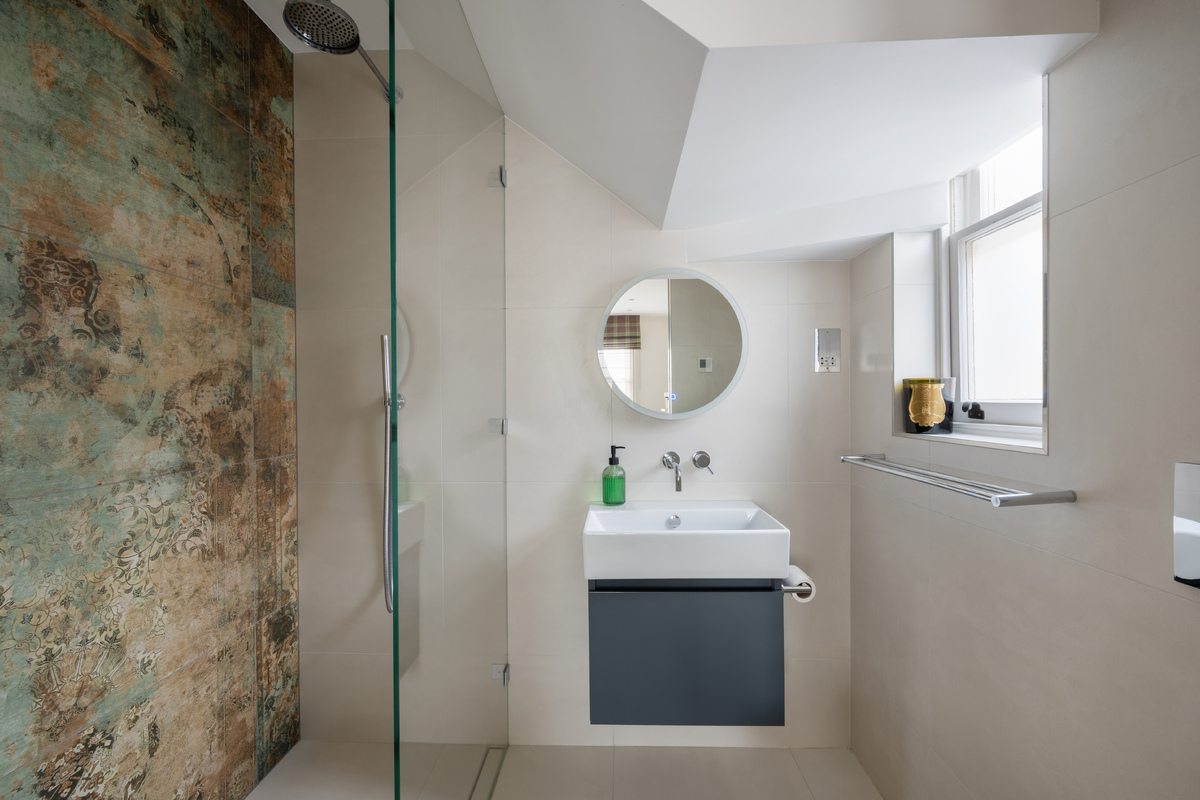 Medium 5 chalcot gardens hi 29