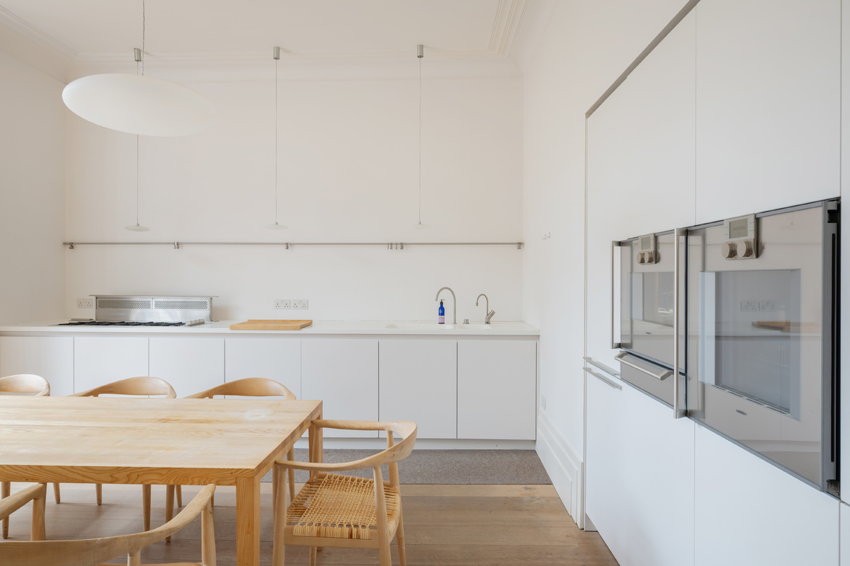 Medium 37a steeles road hi 5