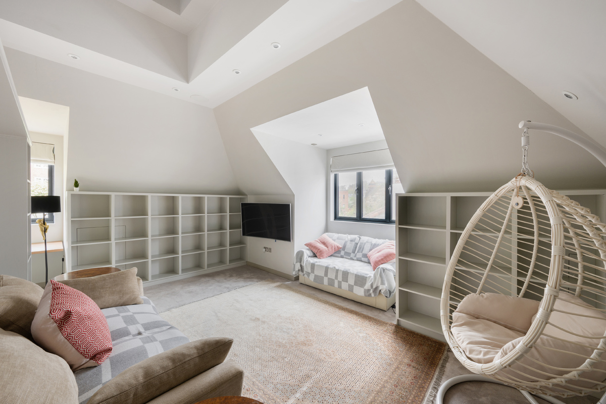 Medium 38 hornsey lane gardens hi 44