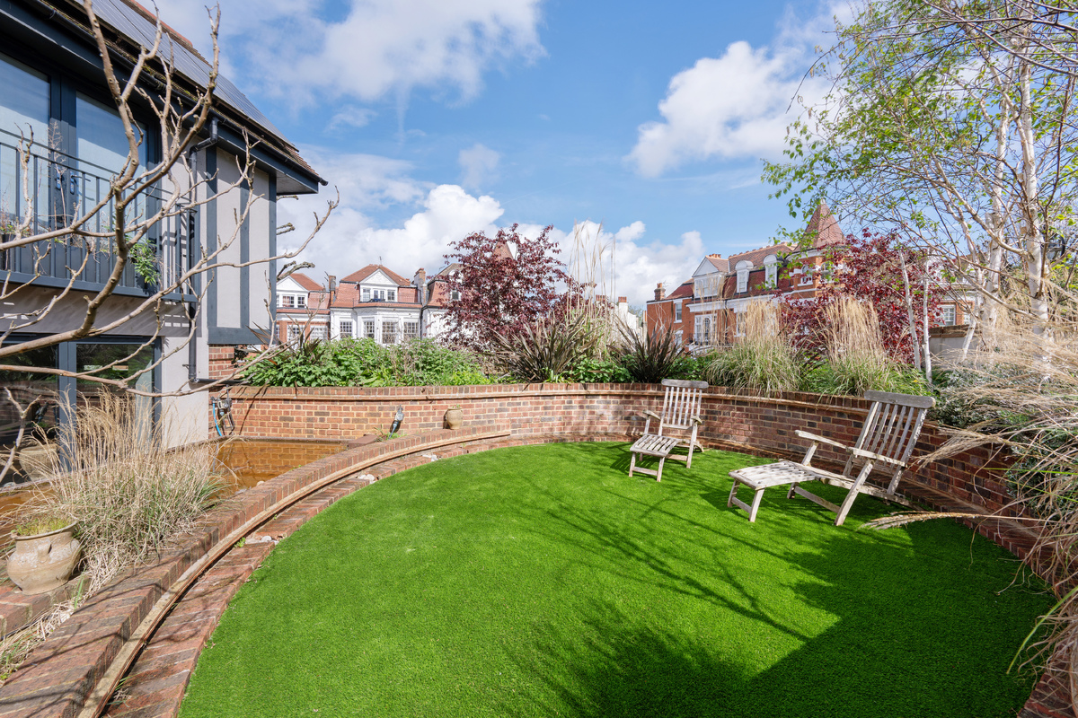Medium 38 hornsey lane gardens hi 50