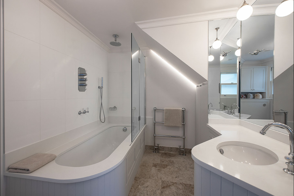 Medium 91 frognal 3653 bath1