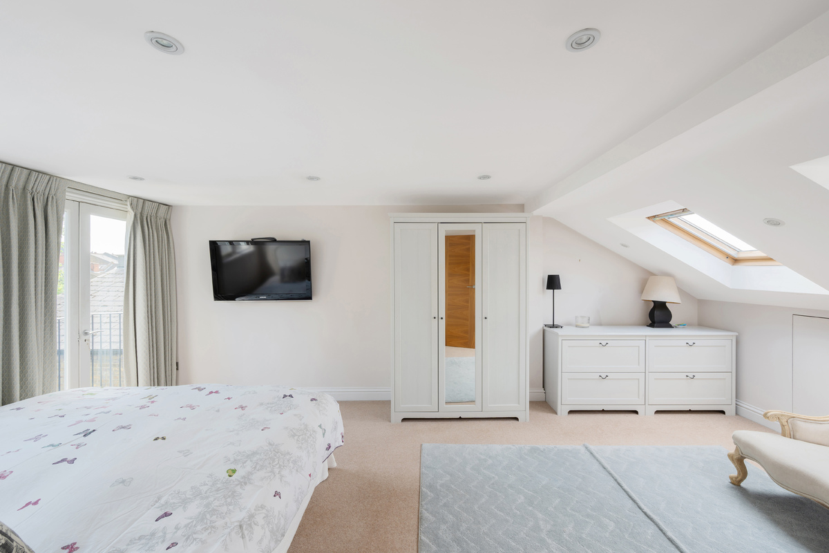 Medium 40 narcisssus road hi 31