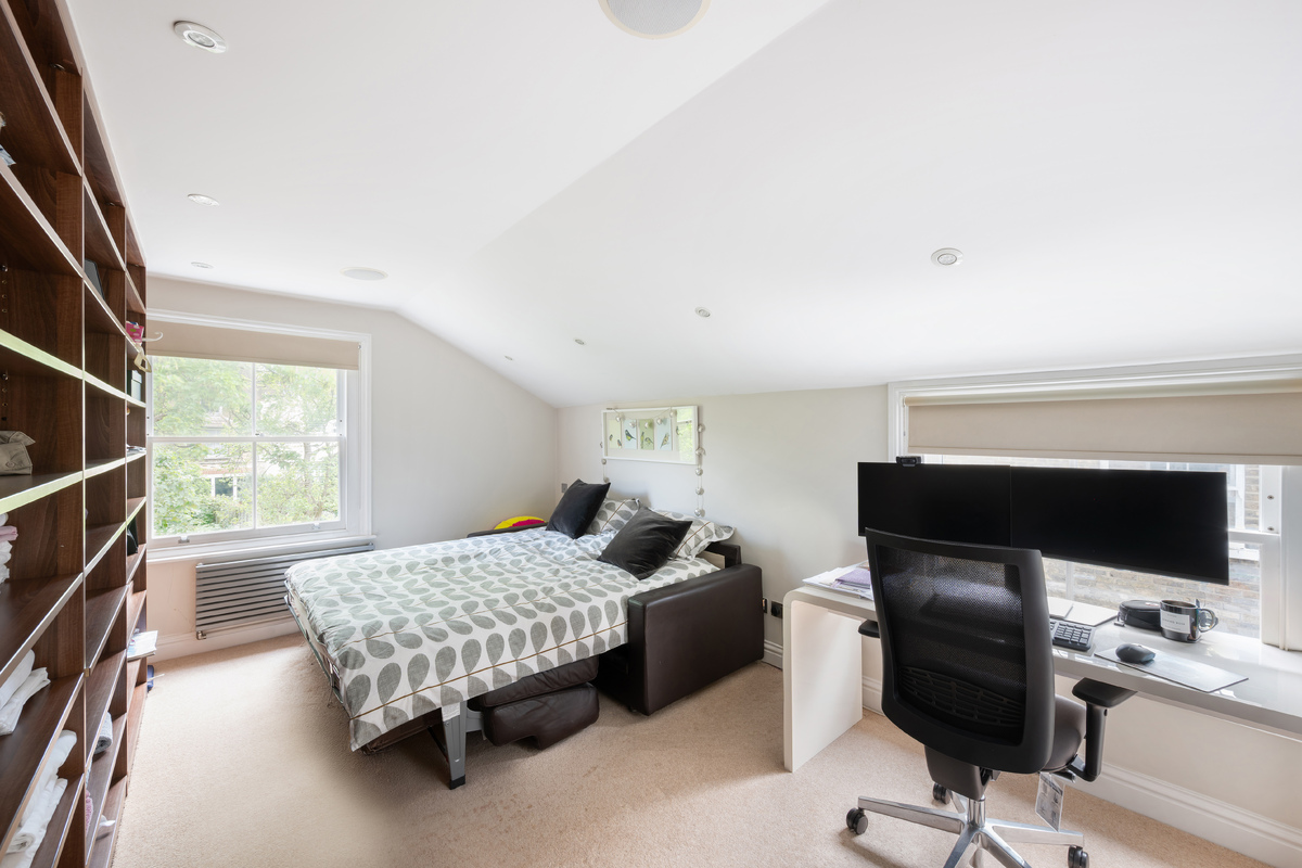 Medium 40 narcisssus road hi 34