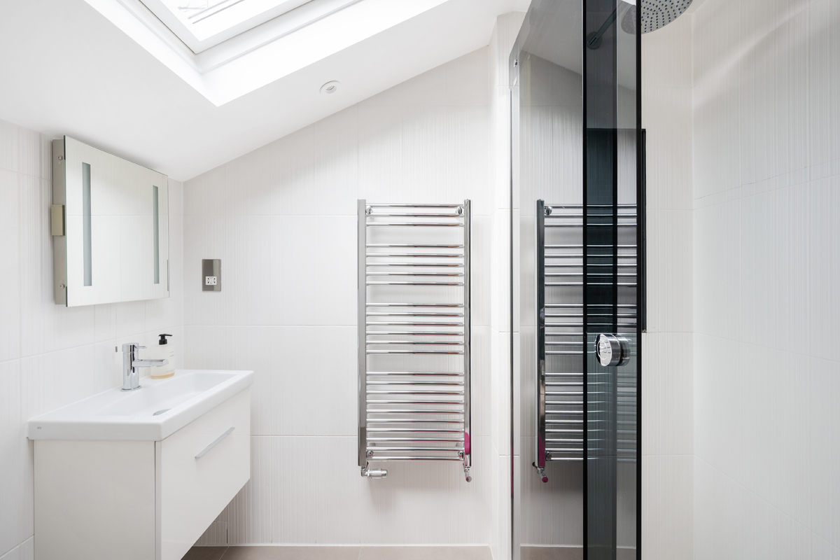 Medium 40 narcisssus road hi 35