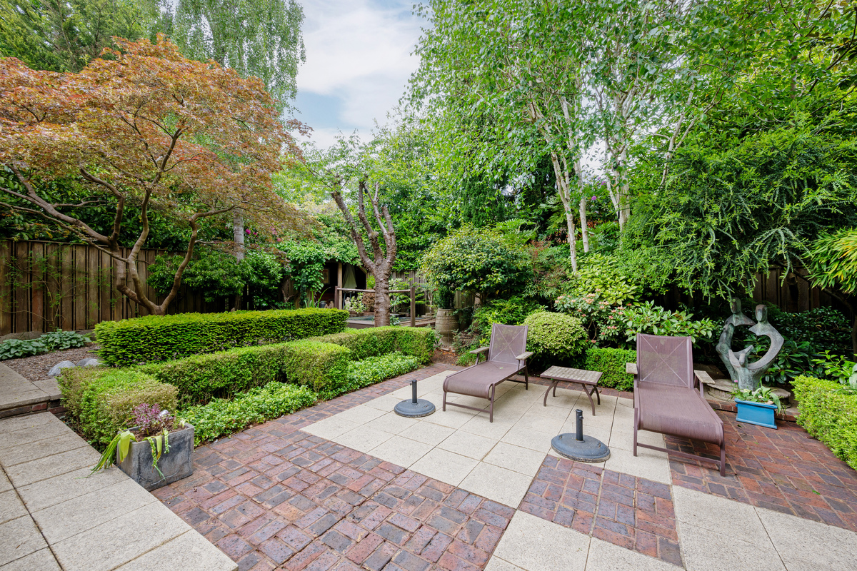 Medium 40 west heath road hi 60
