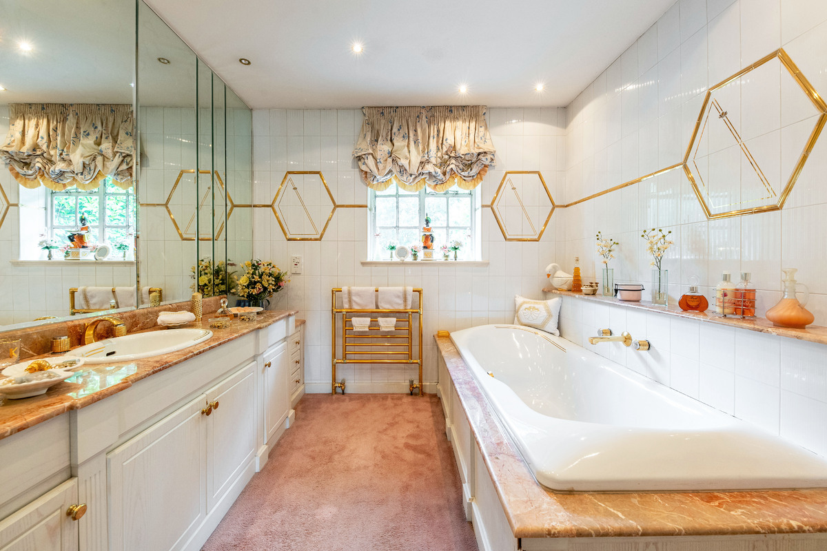 Medium 10 redington road 4495 bath
