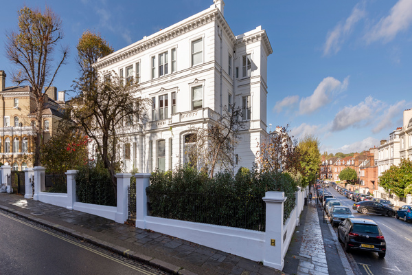 Small 3 pond street hi 22