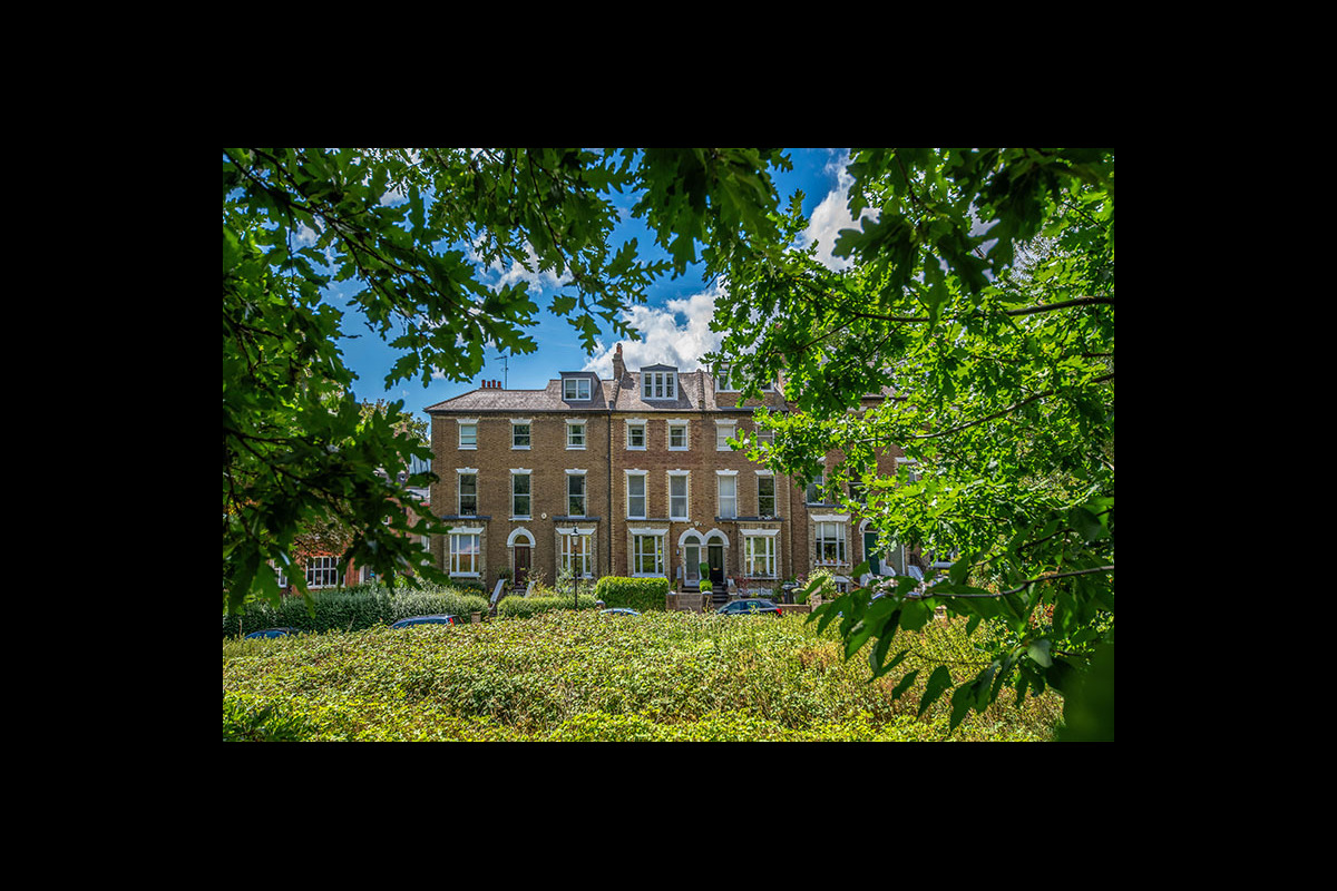 Medium 3 christchurch hill 3289 extl 800px