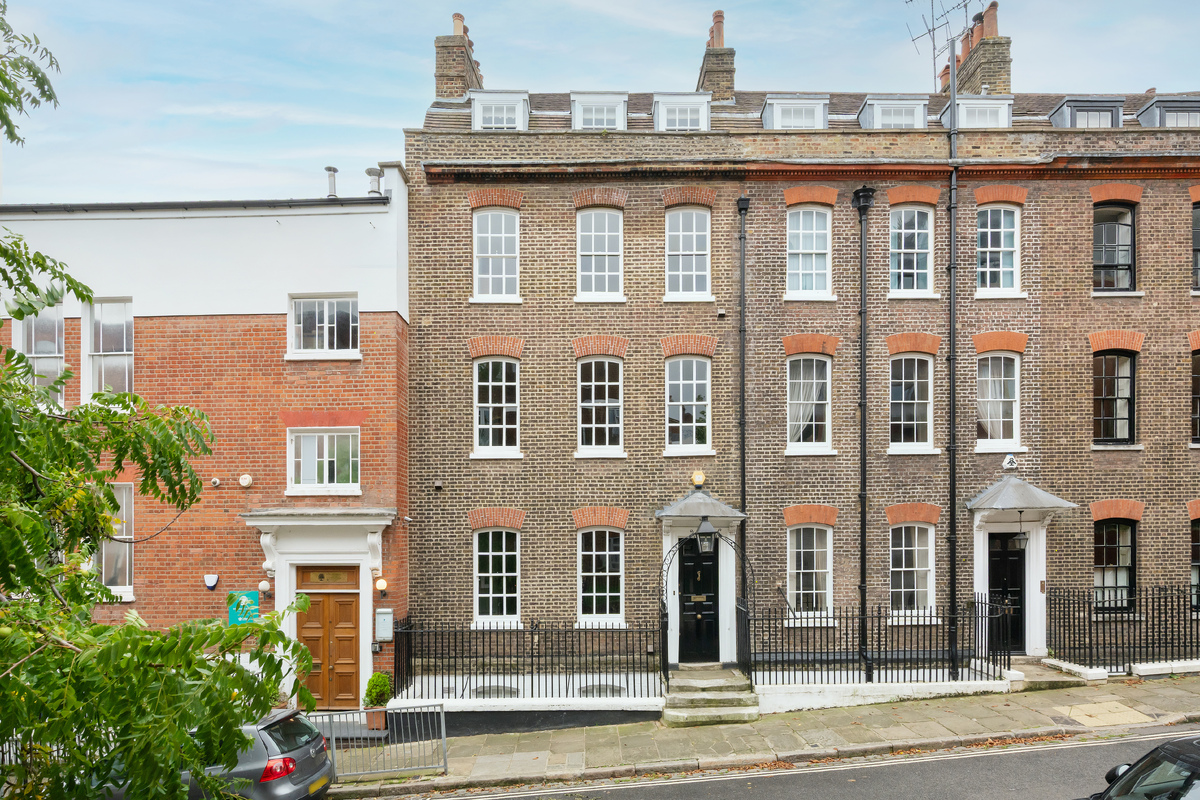 Medium 14 new end hi 39